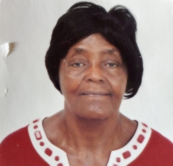 Pearlie  Pryce Tucker
